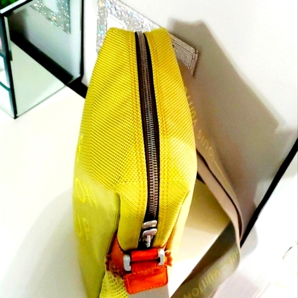 RARE UNISEX LOUIS VUITTON LV CUP DAMIER GEANT WEATHERLY CROSSBODY BAG SET💚 - Picture 6 of 17